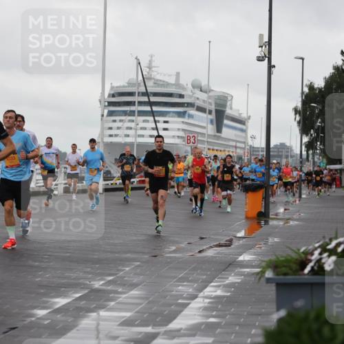 13.09.2026 - Kiel Lauf Andreas Tolksdorf http://msf.ph/oto/10400065 13.09.2026 10:57:40 Kiellinie 4, 7084, 6333, 3, 100 meine-sportfotos.de