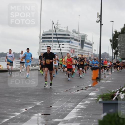 13.09.2026 - Kiel Lauf Andreas Tolksdorf http://msf.ph/oto/10400079 13.09.2026 10:57:41 Kiellinie 4, 6333, 3, 100 meine-sportfotos.de