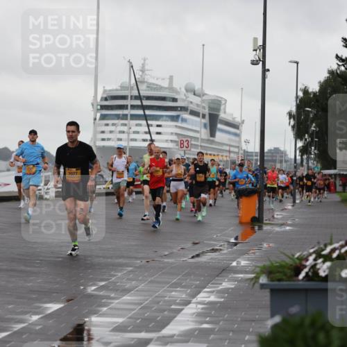 13.09.2026 - Kiel Lauf Andreas Tolksdorf http://msf.ph/oto/10400092 13.09.2026 10:57:42 Kiellinie 4, 7077, 3, 100 meine-sportfotos.de
