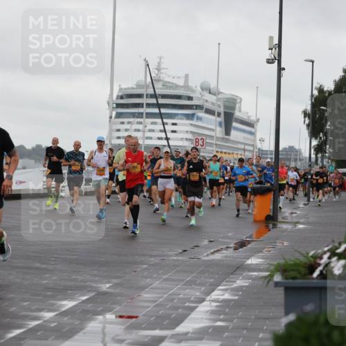 13.09.2026 - Kiel Lauf Andreas Tolksdorf http://msf.ph/oto/10400111 13.09.2026 10:57:43 Kiellinie 4, 0, 31, 7077, 3, 100 meine-sportfotos.de