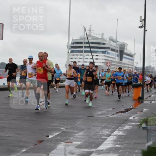13.09.2026 - Kiel Lauf Andreas Tolksdorf http://msf.ph/oto/10400140 13.09.2026 10:57:45 Kiellinie 10897, 4, 12049, 263, 7659, 3 meine-sportfotos.de