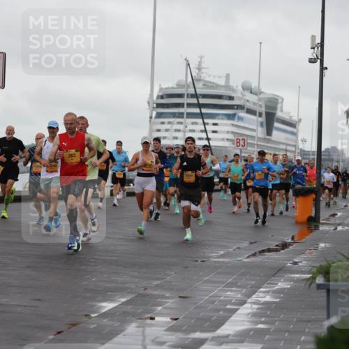 13.09.2026 - Kiel Lauf Andreas Tolksdorf http://msf.ph/oto/10400148 13.09.2026 10:57:45 Kiellinie 10897, 4, 11994, 2049, 263, 7659, 3 meine-sportfotos.de