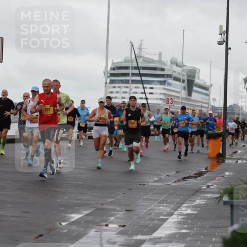 13.09.2026 - Kiel Lauf Andreas Tolksdorf http://msf.ph/oto/10400149 13.09.2026 10:57:45 Kiellinie 4, 10897, 263, 9767, 7659, 3 meine-sportfotos.de