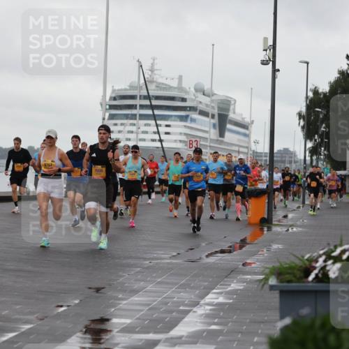 13.09.2026 - Kiel Lauf Andreas Tolksdorf http://msf.ph/oto/10400165 13.09.2026 10:57:46 Kiellinie 63, 4, 8075, 9767, 3, 7659, 1642, 100 meine-sportfotos.de