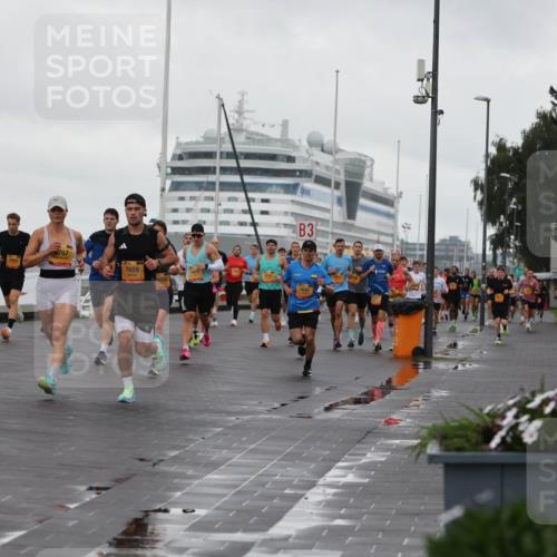 13.09.2026 - Kiel Lauf Andreas Tolksdorf http://msf.ph/oto/10400171 13.09.2026 10:57:46 Kiellinie 4, 8075, 9767, 3, 7659, 0093, 1642, 100 meine-sportfotos.de