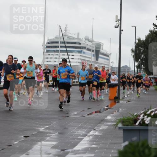 13.09.2026 - Kiel Lauf Andreas Tolksdorf http://msf.ph/oto/10400193 13.09.2026 10:57:48 Kiellinie 4, 7659, 2893, 6722, 5828, 1642, 10093, 11408, 3 meine-sportfotos.de
