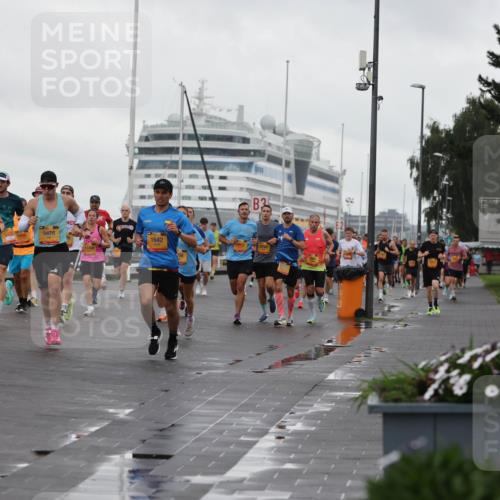 13.09.2026 - Kiel Lauf Andreas Tolksdorf http://msf.ph/oto/10400208 13.09.2026 10:57:48 Kiellinie 4, 6722, 10093, 5828, 1642, 3, 100 meine-sportfotos.de