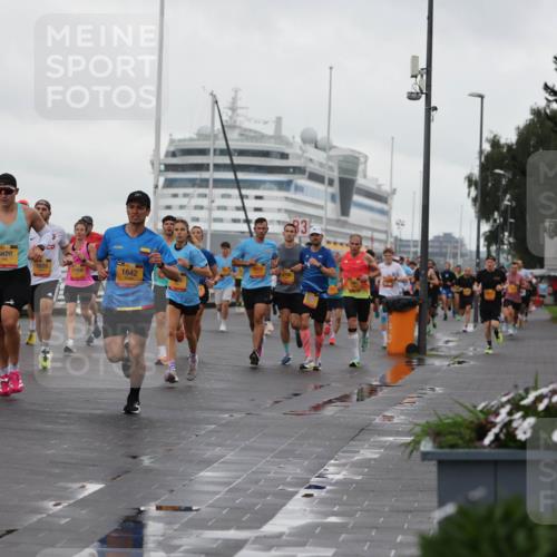13.09.2026 - Kiel Lauf Andreas Tolksdorf http://msf.ph/oto/10400215 13.09.2026 10:57:49 Kiellinie 4, 10093, 5423, 5828, 5926, 11408, 1642 meine-sportfotos.de