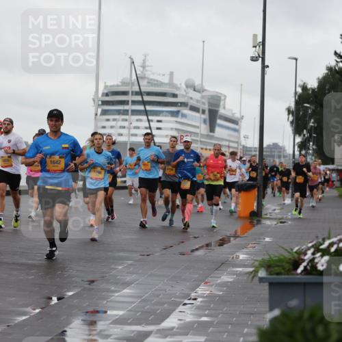 13.09.2026 - Kiel Lauf Andreas Tolksdorf http://msf.ph/oto/10400224 13.09.2026 10:57:49 Kiellinie 4, 5828, 5423, 5926, 90, 1642, 2700, 1266 meine-sportfotos.de