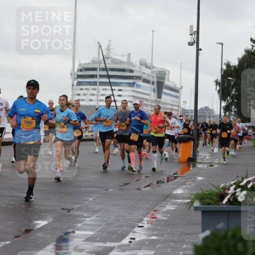 13.09.2026 - Kiel Lauf Andreas Tolksdorf http://msf.ph/oto/10400232 13.09.2026 10:57:50 Kiellinie 4, 2025, 5423, 5828, 5926, 1642, 1266, 2700 meine-sportfotos.de