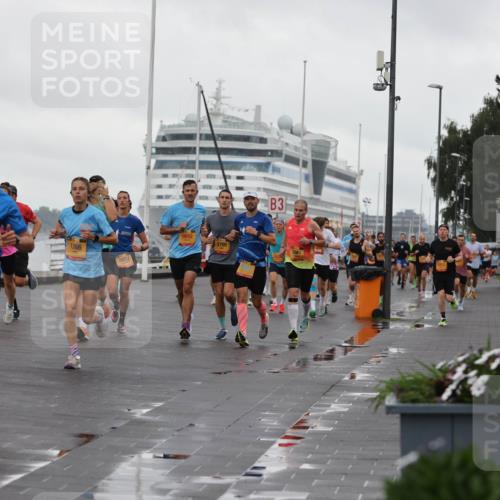 13.09.2026 - Kiel Lauf Andreas Tolksdorf http://msf.ph/oto/10400238 13.09.2026 10:57:50 Kiellinie 4, 3990, 092, 1642, 1266, 8233, 9662, 3, 2700, 3360, 100 meine-sportfotos.de