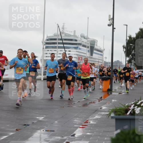 13.09.2026 - Kiel Lauf Andreas Tolksdorf http://msf.ph/oto/10400242 13.09.2026 10:57:51 Kiellinie 4, 1642, 1266, 8233, 11408, 9662, 3 meine-sportfotos.de