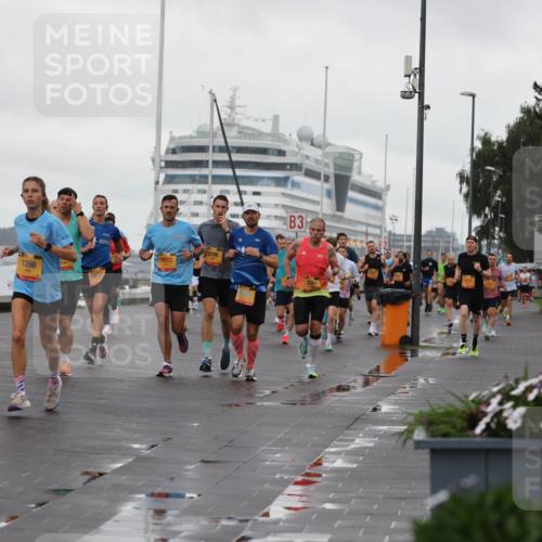 13.09.2026 - Kiel Lauf Andreas Tolksdorf http://msf.ph/oto/10400249 13.09.2026 10:57:51 Kiellinie 4, 12, 11408, 1266, 8233, 2700, 3, 3360, 300 meine-sportfotos.de