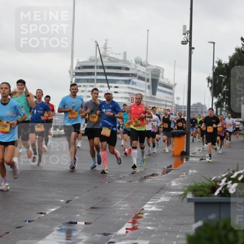 13.09.2026 - Kiel Lauf Andreas Tolksdorf http://msf.ph/oto/10400254 13.09.2026 10:57:51 Kiellinie 4, 11408, 1266, 8233, 9662, 2700, 100 meine-sportfotos.de