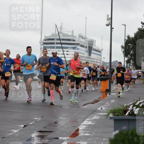 13.09.2026 - Kiel Lauf Andreas Tolksdorf http://msf.ph/oto/10400261 13.09.2026 10:57:52 Kiellinie 4, 08, 1266, 1510, 8233, 9662, 2700, 3360 meine-sportfotos.de