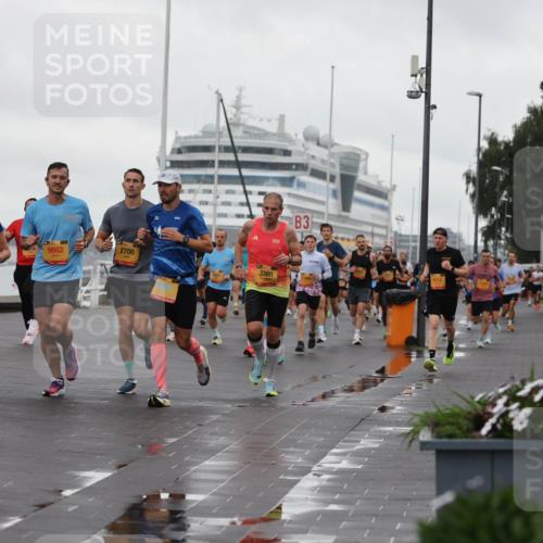 13.09.2026 - Kiel Lauf Andreas Tolksdorf http://msf.ph/oto/10400278 13.09.2026 10:57:52 Kiellinie 4, 1510, 8233, 9662, 2700, 3360, 3 meine-sportfotos.de