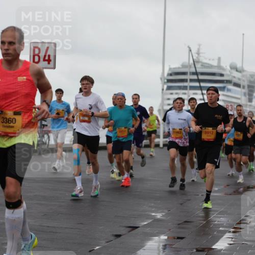 13.09.2026 - Kiel Lauf Andreas Tolksdorf http://msf.ph/oto/10400317 13.09.2026 10:57:56 Kiellinie 4, 1250, 3884, 3360, 5852, 11863, 39, 8912, 83 meine-sportfotos.de