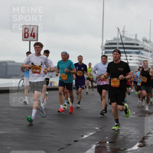 13.09.2026 - Kiel Lauf Andreas Tolksdorf http://msf.ph/oto/10400327 13.09.2026 10:57:56 Kiellinie 4, 38, 10238, 5852, 4072, 8912 meine-sportfotos.de