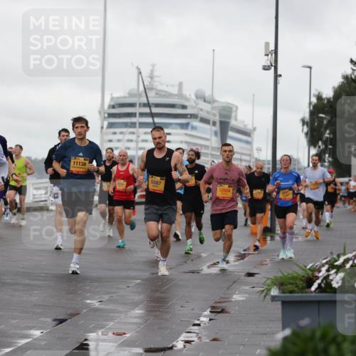 13.09.2026 - Kiel Lauf Andreas Tolksdorf http://msf.ph/oto/10400347 13.09.2026 10:57:58 Kiellinie 8912, 11138, 5587, 12604 meine-sportfotos.de