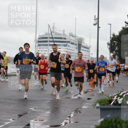 13.09.2026 - Kiel Lauf Andreas Tolksdorf http://msf.ph/oto/10400348 13.09.2026 10:57:58 Kiellinie 34, 12, 11138, 5587, 12604, 11787 meine-sportfotos.de