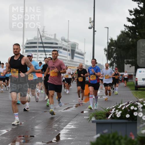 13.09.2026 - Kiel Lauf Andreas Tolksdorf http://msf.ph/oto/10400366 13.09.2026 10:57:59 Kiellinie 1113, 5587, 1756, 12604, 5681, 11787 meine-sportfotos.de
