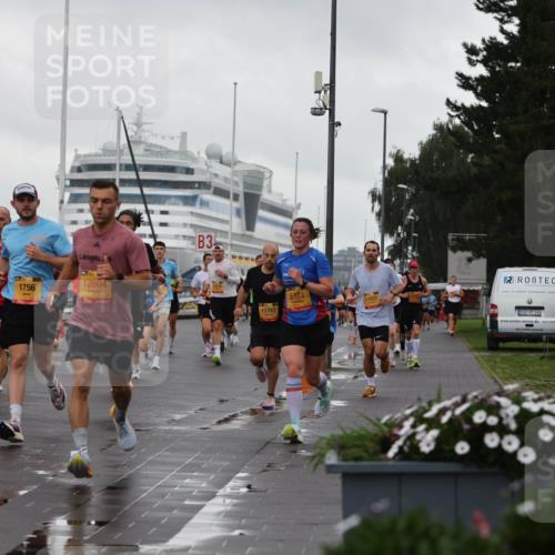 13.09.2026 - Kiel Lauf Andreas Tolksdorf http://msf.ph/oto/10400373 13.09.2026 10:57:59 Kiellinie 5587, 1756, 12604, 32, 5681, 11787, 11637 meine-sportfotos.de