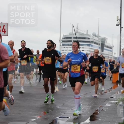 13.09.2026 - Kiel Lauf Andreas Tolksdorf http://msf.ph/oto/10400396 13.09.2026 10:58:01 Kiellinie 4, 39, 7643, 5681, 3, 1, 11787, 11637 meine-sportfotos.de