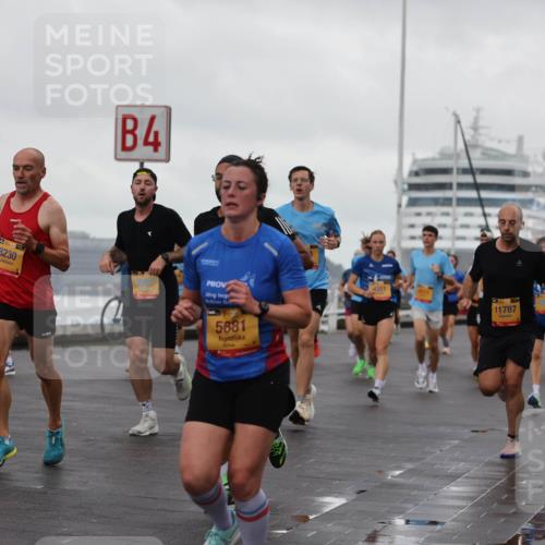 13.09.2026 - Kiel Lauf Andreas Tolksdorf http://msf.ph/oto/10400405 13.09.2026 10:58:02 Kiellinie 4, 39, 8230, 4311, 5681, 11787, 11637 meine-sportfotos.de