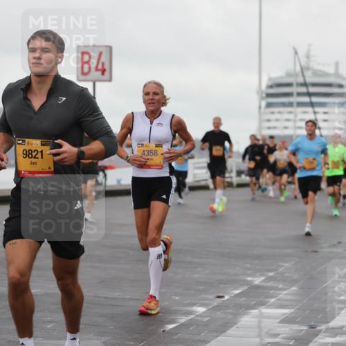 13.09.2026 - Kiel Lauf Andreas Tolksdorf http://msf.ph/oto/10400442 13.09.2026 10:58:13 Kiellinie 388, 38, 9821, 4, 39, 4358 meine-sportfotos.de