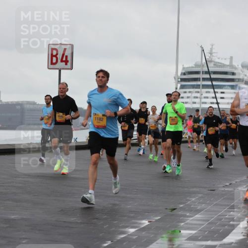 13.09.2026 - Kiel Lauf Andreas Tolksdorf http://msf.ph/oto/10400484 13.09.2026 10:58:15 Kiellinie 4, 58452, 1182, 993 meine-sportfotos.de