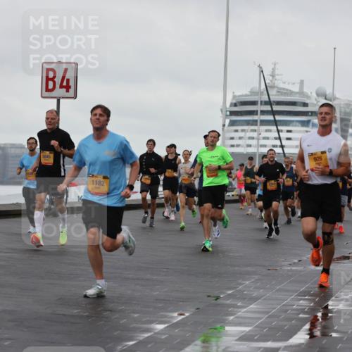 13.09.2026 - Kiel Lauf Andreas Tolksdorf http://msf.ph/oto/10400488 13.09.2026 10:58:15 Kiellinie 4, 5845, 1182, 926 meine-sportfotos.de