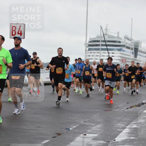 13.09.2026 - Kiel Lauf Andreas Tolksdorf http://msf.ph/oto/10400510 13.09.2026 10:58:18 Kiellinie 39, 993, 4, 5117, 35, 2392, 728, 9451, 333, 3, 7462 meine-sportfotos.de