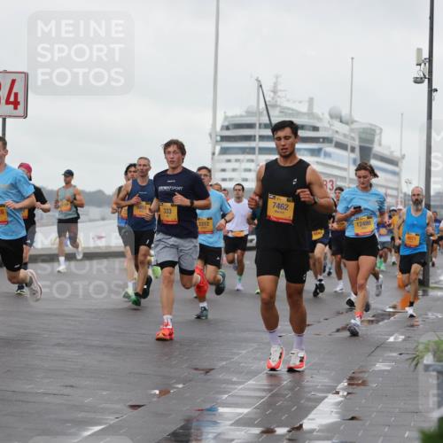 13.09.2026 - Kiel Lauf Andreas Tolksdorf http://msf.ph/oto/10400537 13.09.2026 10:58:20 Kiellinie 77, 2392, 4, 9451, 333, 10728, 2312, 7462, 83, 12486, 9071 meine-sportfotos.de