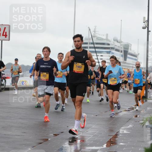 13.09.2026 - Kiel Lauf Andreas Tolksdorf http://msf.ph/oto/10400548 13.09.2026 10:58:20 Kiellinie 39, 10728, 4, 9039, 11506, 333, 312, 7462, 12486, 9071 meine-sportfotos.de