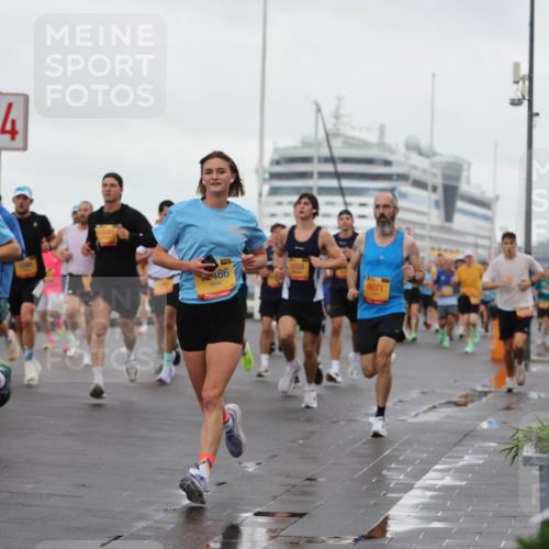 13.09.2026 - Kiel Lauf Andreas Tolksdorf http://msf.ph/oto/10400575 13.09.2026 10:58:22 Kiellinie 2312, 4, 486, 2228, 9071 meine-sportfotos.de