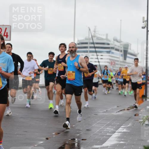 13.09.2026 - Kiel Lauf Andreas Tolksdorf http://msf.ph/oto/10400591 13.09.2026 10:58:23 Kiellinie 338, 4, 4, 384, 12486, 2228, 9071 meine-sportfotos.de