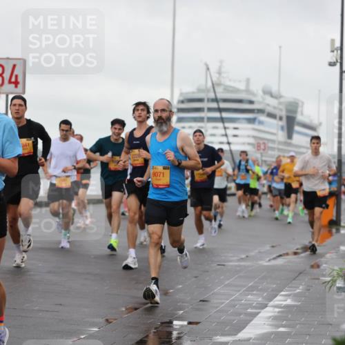 13.09.2026 - Kiel Lauf Andreas Tolksdorf http://msf.ph/oto/10400592 13.09.2026 10:58:23 Kiellinie 34, 1, 38, 4, 12486, 341, 2228, 9071, 83 meine-sportfotos.de