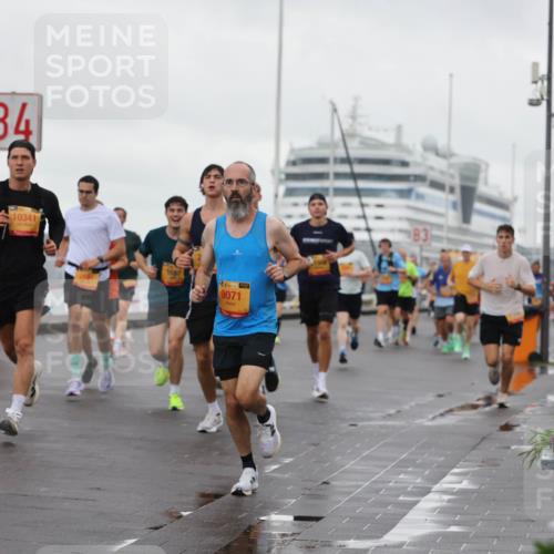 13.09.2026 - Kiel Lauf Andreas Tolksdorf http://msf.ph/oto/10400595 13.09.2026 10:58:23 Kiellinie 12486, 4, 10341, 1657, 38, 9071, 83 meine-sportfotos.de