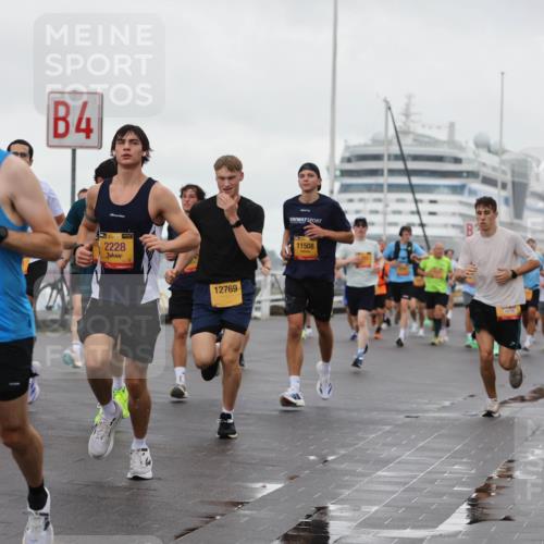13.09.2026 - Kiel Lauf Andreas Tolksdorf http://msf.ph/oto/10400615 13.09.2026 10:58:24 Kiellinie 4, 9368, 9071, 35, 2228, 12769, 11508, 7003 meine-sportfotos.de