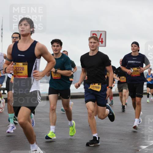 13.09.2026 - Kiel Lauf Andreas Tolksdorf http://msf.ph/oto/10400644 13.09.2026 10:58:25 Kiellinie 9368, 8501, 2228, 100, 12769, 8882, 1508 meine-sportfotos.de