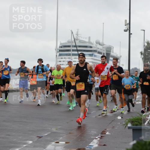 13.09.2026 - Kiel Lauf Andreas Tolksdorf http://msf.ph/oto/10400670 13.09.2026 10:58:28 Kiellinie 4, 8308, 8150, 1745, 114, 7004, 2817, 5266 meine-sportfotos.de