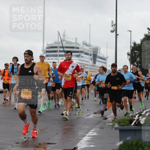 13.09.2026 - Kiel Lauf Andreas Tolksdorf http://msf.ph/oto/10400691 13.09.2026 10:58:28 Kiellinie 4, 4590, 830, 1745, 7004, 3, 526, 9419 meine-sportfotos.de