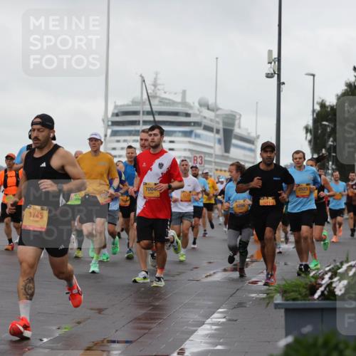 13.09.2026 - Kiel Lauf Andreas Tolksdorf http://msf.ph/oto/10400694 13.09.2026 10:58:29 Kiellinie 4, 4590, 1745, 7004, 3, 5114, 5266, 9419, 2523 meine-sportfotos.de