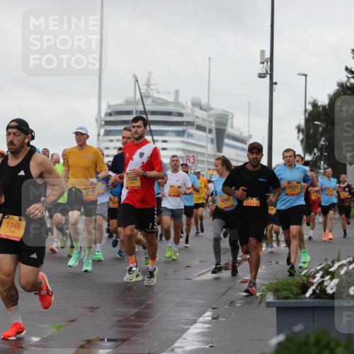 13.09.2026 - Kiel Lauf Andreas Tolksdorf http://msf.ph/oto/10400696 13.09.2026 10:58:29 Kiellinie 4, 4590, 1745, 6150, 7004, 3, 5266, 9419, 2523 meine-sportfotos.de