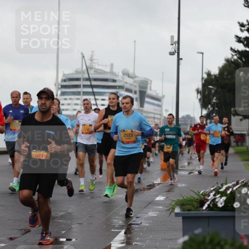 13.09.2026 - Kiel Lauf Andreas Tolksdorf http://msf.ph/oto/10400726 13.09.2026 10:58:30 Kiellinie 4, 308, 35, 39, 7004, 2523, 9419 meine-sportfotos.de