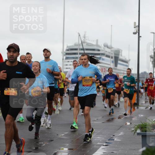13.09.2026 - Kiel Lauf Andreas Tolksdorf http://msf.ph/oto/10400732 13.09.2026 10:58:31 Kiellinie 83, 1, 38, 7004, 7, 9419, 5260, 39, 2523, 3 meine-sportfotos.de