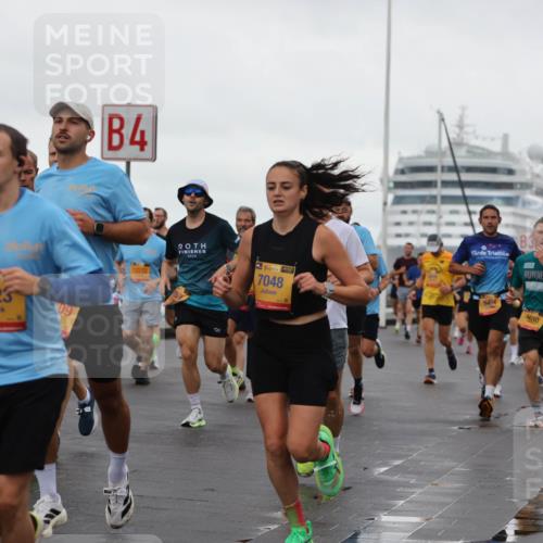 13.09.2026 - Kiel Lauf Andreas Tolksdorf http://msf.ph/oto/10400771 13.09.2026 10:58:32 Kiellinie 39, 4, 9350, 2523, 4, 12272, 38, 7048, 3, 8454, 3650 meine-sportfotos.de