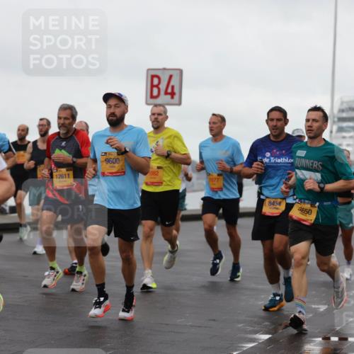 13.09.2026 - Kiel Lauf Andreas Tolksdorf http://msf.ph/oto/10400814 13.09.2026 10:58:34 Kiellinie 33, 5111, 12611, 1, 33, 9600, 4, 1082, 1077, 8454, 3650, 83 meine-sportfotos.de
