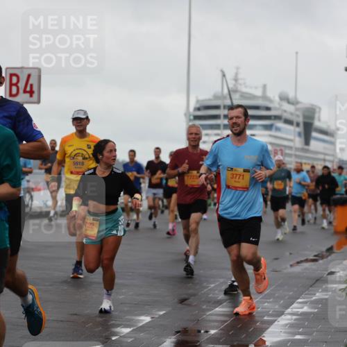 13.09.2026 - Kiel Lauf Andreas Tolksdorf http://msf.ph/oto/10400836 13.09.2026 10:58:35 Kiellinie 3650, 4, 5918, 792, 12235, 3771, 4813 meine-sportfotos.de