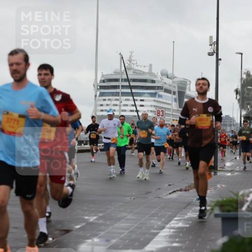 13.09.2026 - Kiel Lauf Andreas Tolksdorf http://msf.ph/oto/10400848 13.09.2026 10:58:36 Kiellinie 4, 3771, 3, 4813, 100 meine-sportfotos.de